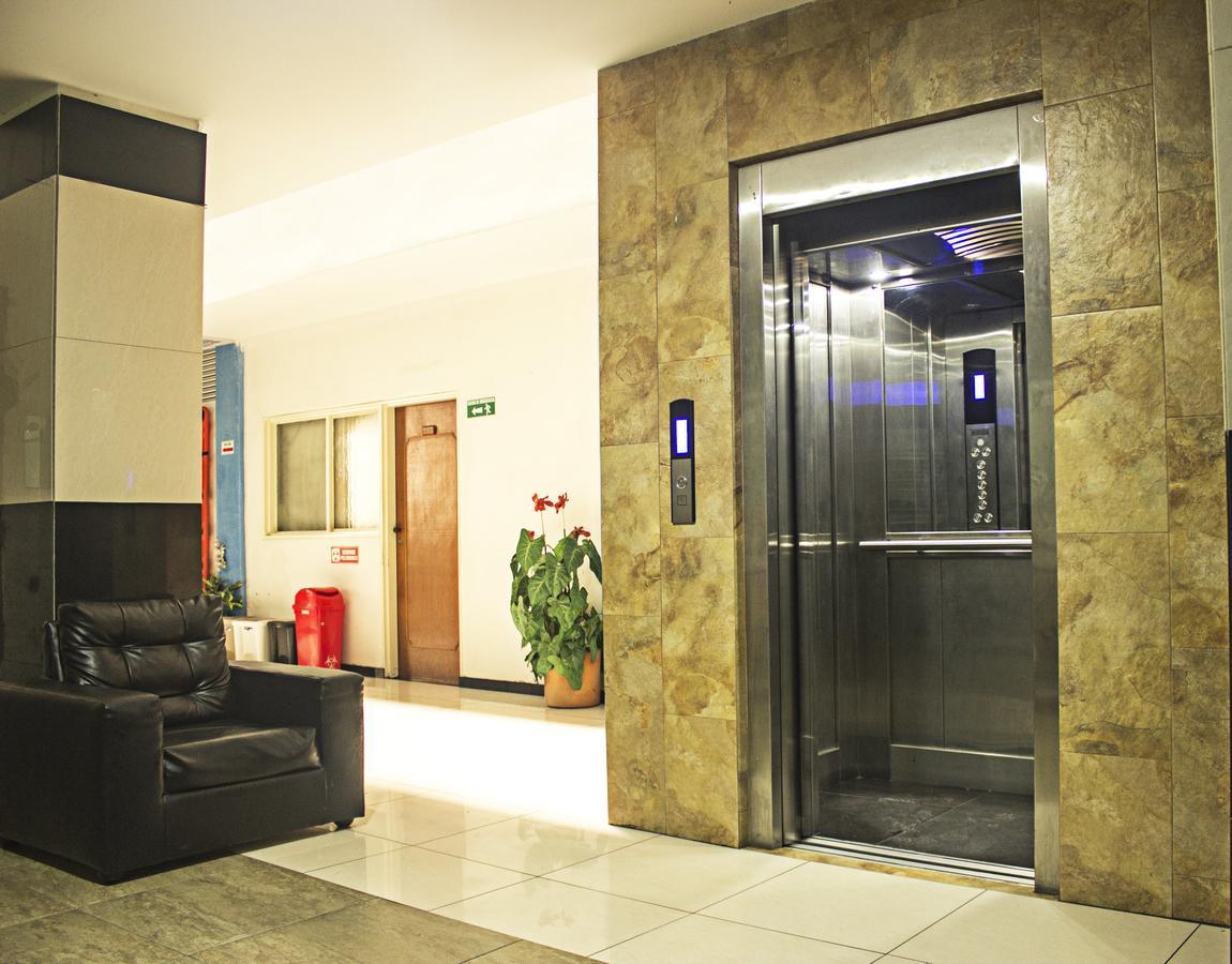 Hotel Centro Real San Gil Buitenkant foto